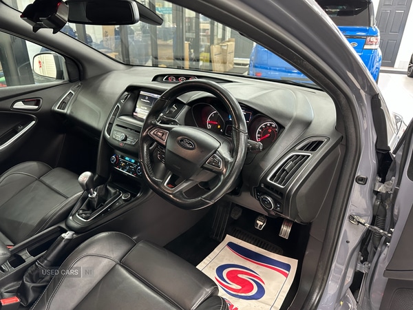 Used Ford Focus 2015 for sale - 77724384: Photo 3