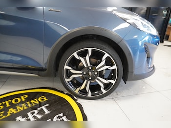 Used Ford Fiesta 2021 for sale - 76085836: Photo