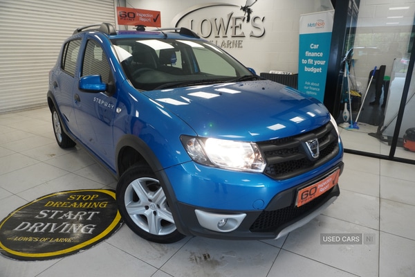 Used Dacia Sandero Stepway 2015 for sale - 76753738: Photo 1