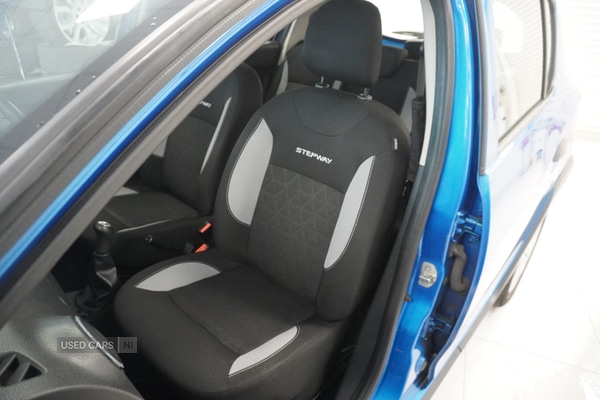 Used Dacia Sandero Stepway 2015 for sale - 76753738: Photo 11