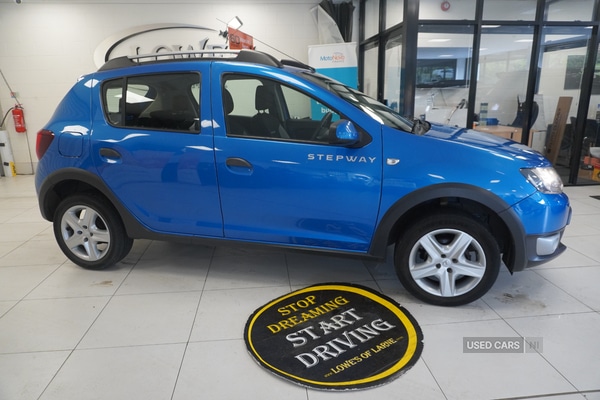 Used Dacia Sandero Stepway 2015 for sale - 76753738: Photo 19