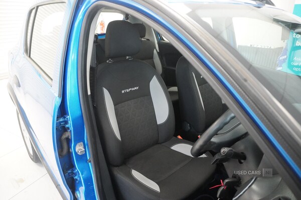 Used Dacia Sandero Stepway 2015 for sale - 76753738: Photo 3