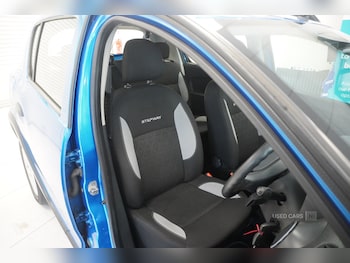 Used Dacia Sandero Stepway 2015 for sale - 76753738: Photo