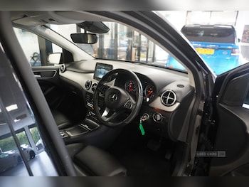 Used Mercedes-Benz B Class 2017 for sale - 79413626: Photo