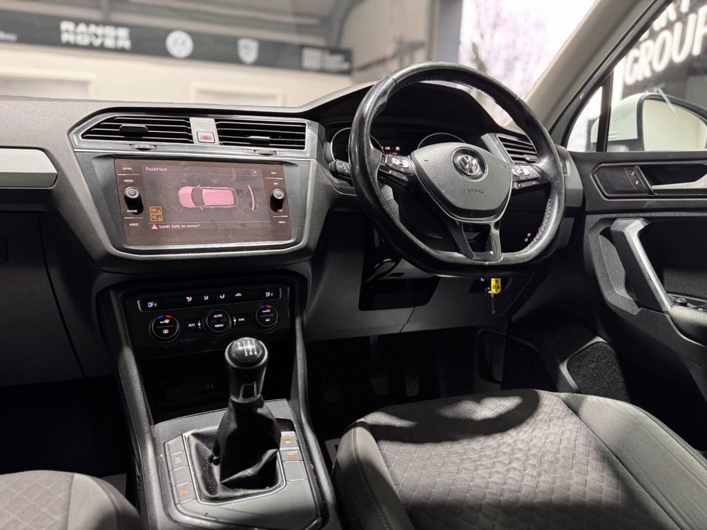 Used Volkswagen Tiguan 2017 for sale - 77621500: Photo 11