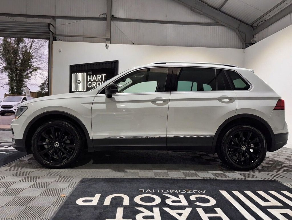 Used Volkswagen Tiguan 2017 for sale - 77621500: Photo 3