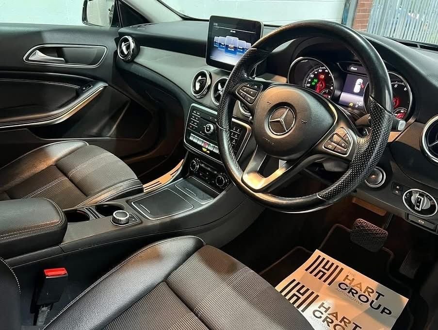 Used Mercedes-Benz GLA 2020 for sale - 76642256: Photo 9