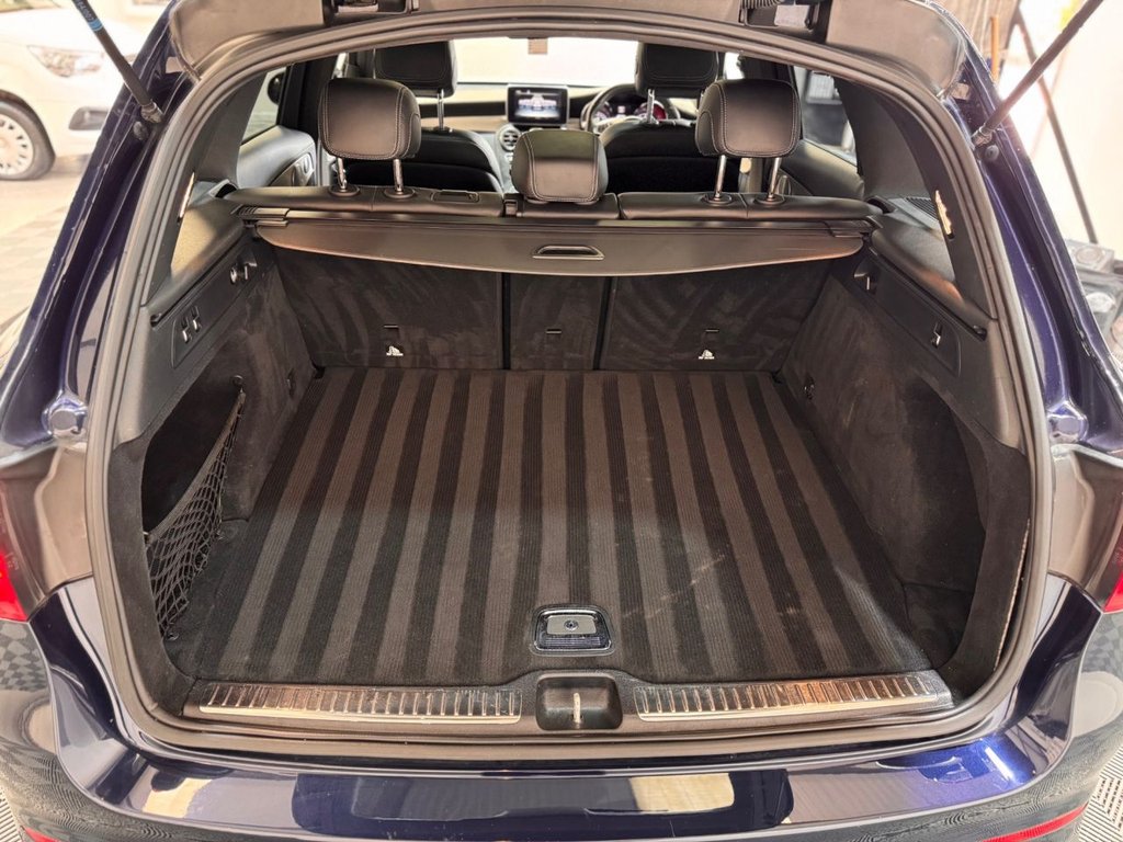 Used Mercedes-Benz GLC 2018 for sale - 77835601: Photo 19