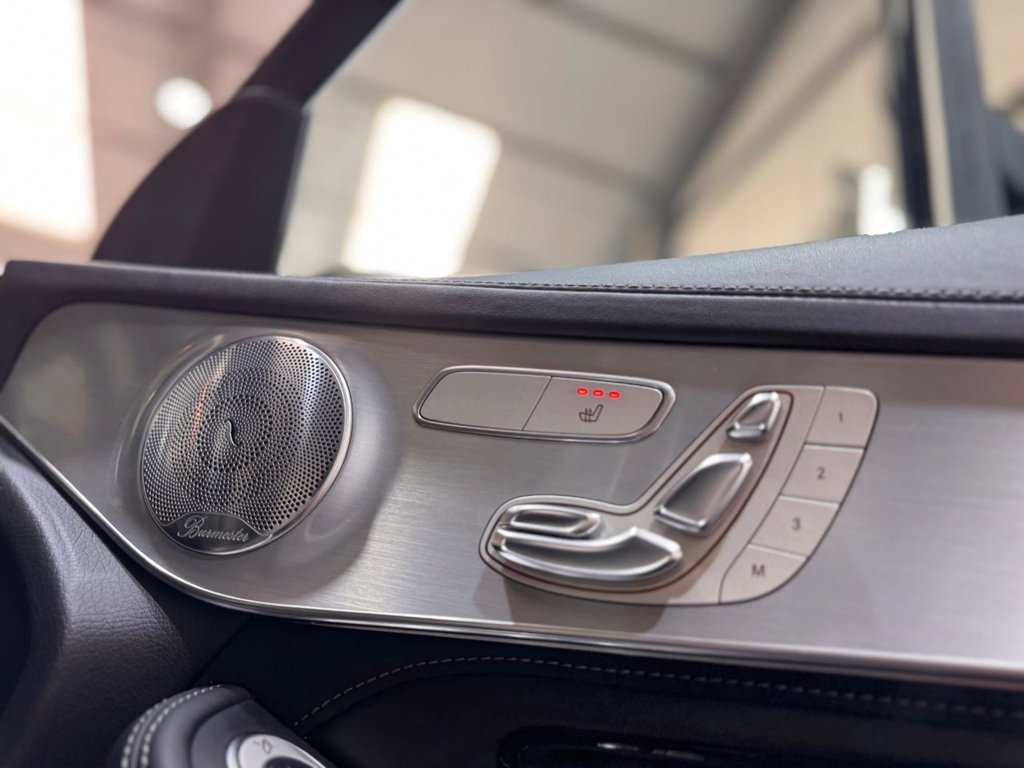 Used Mercedes-Benz GLC 2018 for sale - 77835601: Photo 32