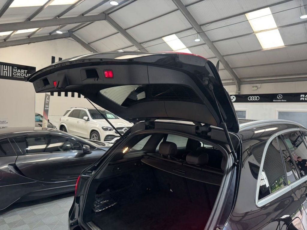 Used Mercedes-Benz GLC 2018 for sale - 77288464: Photo 11