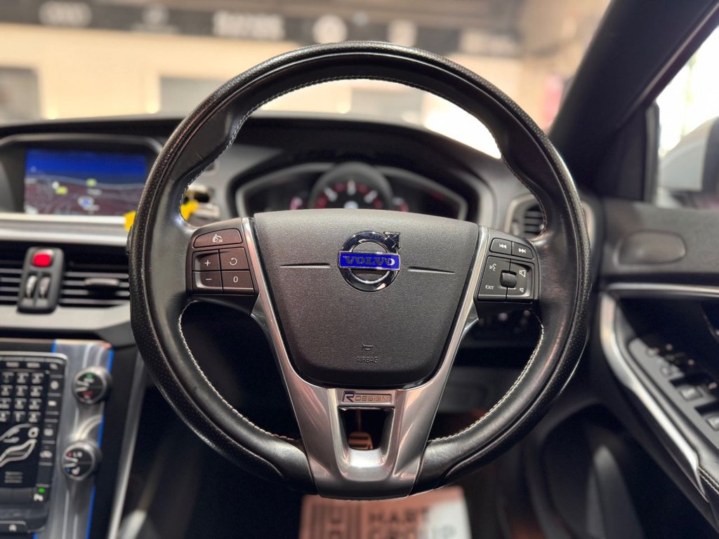 Used Volvo V40 2016 for sale - 77936258: Photo 11