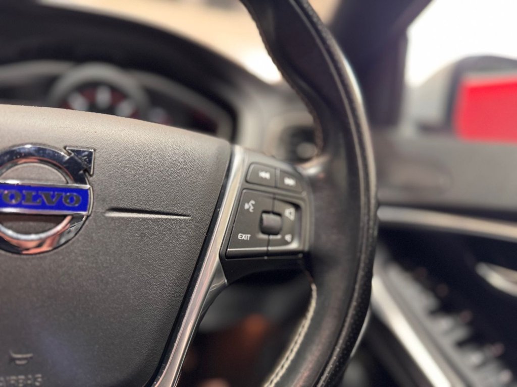 Used Volvo V40 2016 for sale - 77936258: Photo 13