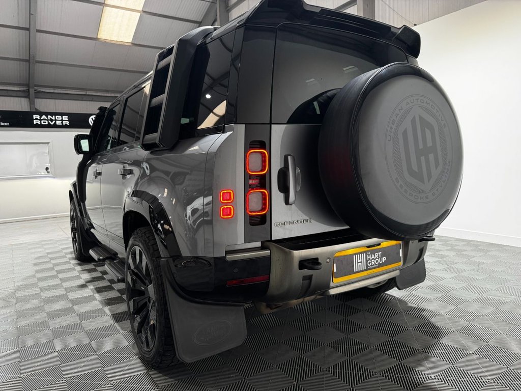 Used Land Rover Defender 2020 for sale - 76900460: Photo 13