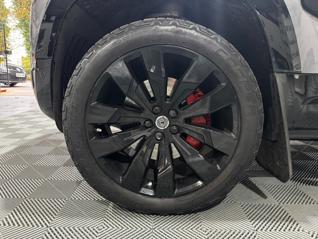 Used Land Rover Defender 2020 for sale - 76900460: Photo 9