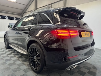 Used Mercedes-Benz GLC 2018 for sale - 76009273: Photo