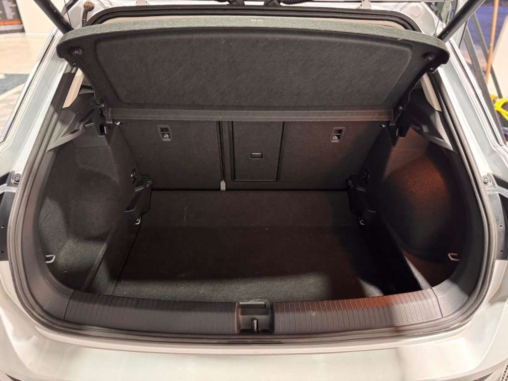 Used Volkswagen T-Roc 2022 for sale - 77551702: Photo 16