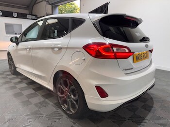 Used Ford Fiesta 2018 for sale - 75675661: Photo