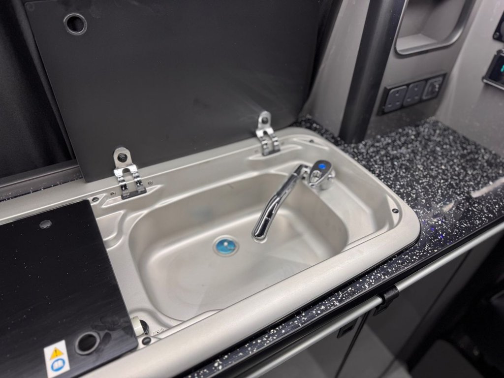 Used Volkswagen Transporter 2021 for sale - 76470501: Photo 29