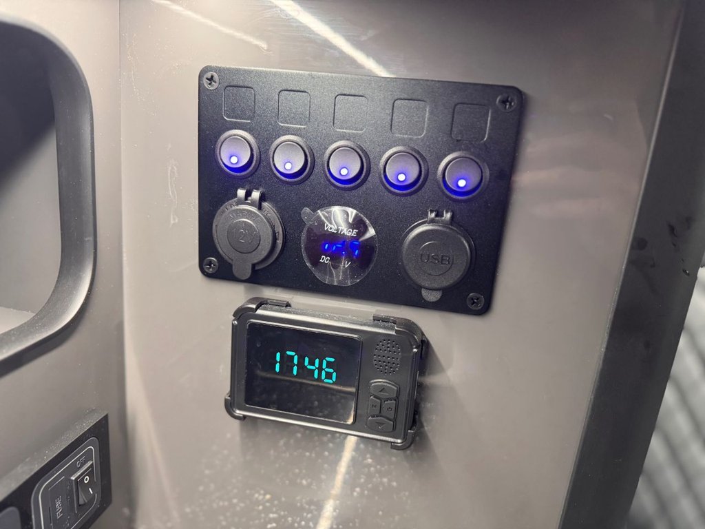 Used Volkswagen Transporter 2021 for sale - 76470501: Photo 37