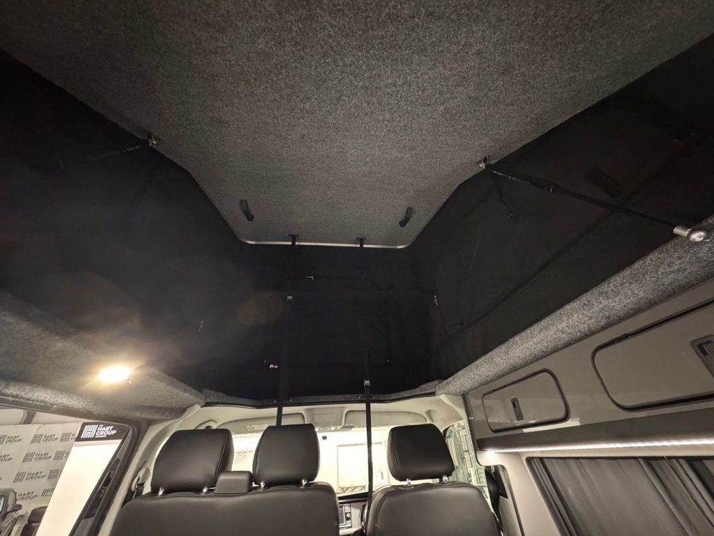 Used Volkswagen Transporter 2021 for sale - 76470501: Photo 41