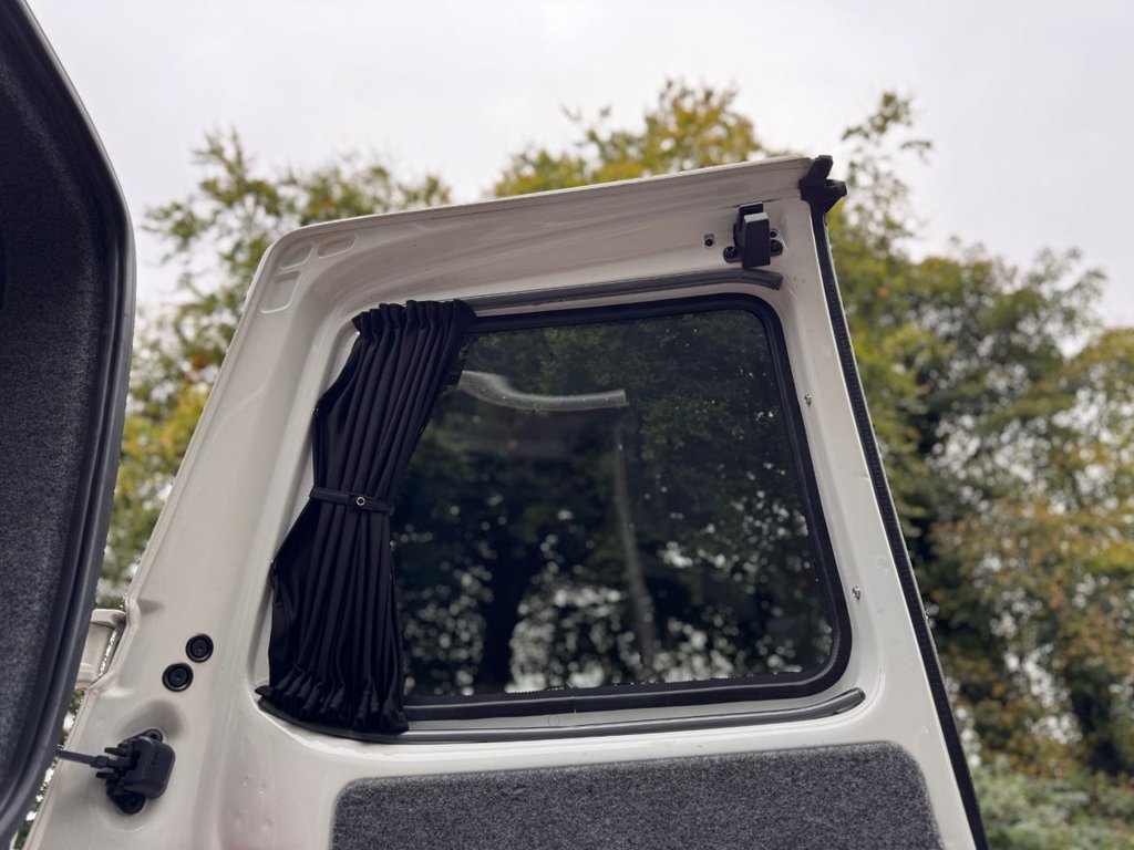 Used Volkswagen Transporter 2016 for sale - 76256230: Photo 35