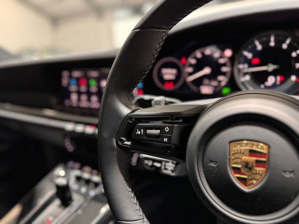 Used Porsche 911 2023 for sale - 76724651: Photo 44