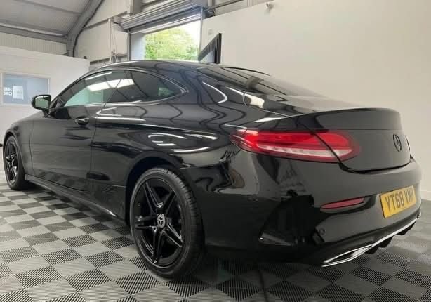 Used Mercedes-Benz C Class 2018 for sale - 76883286: Photo 4