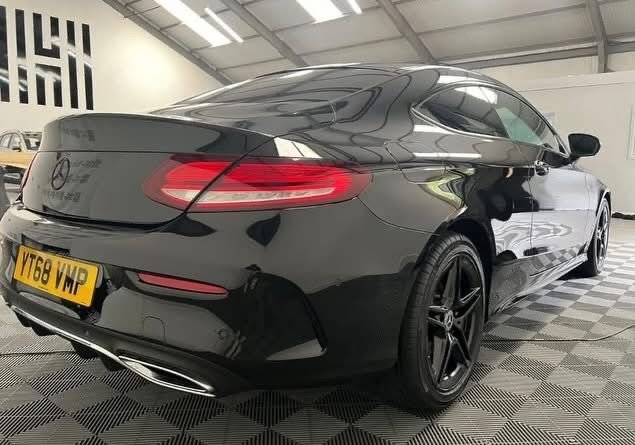 Used Mercedes-Benz C Class 2018 for sale - 76883286: Photo 5