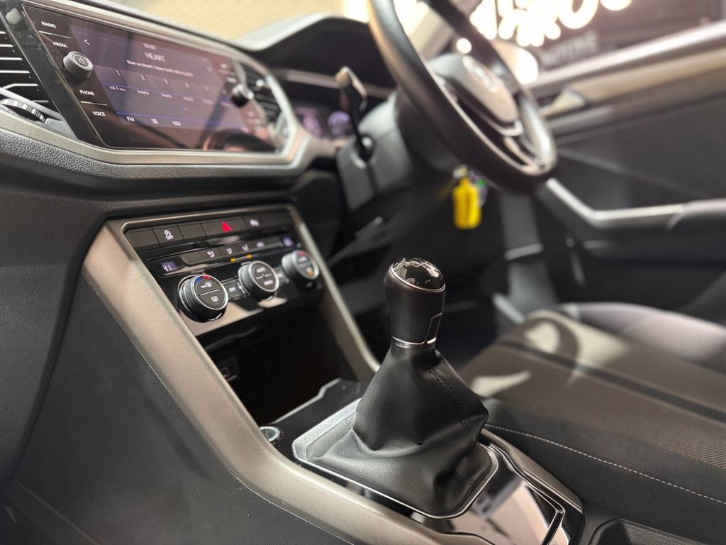 Used Volkswagen T-Roc 2020 for sale - 76632232: Photo 35