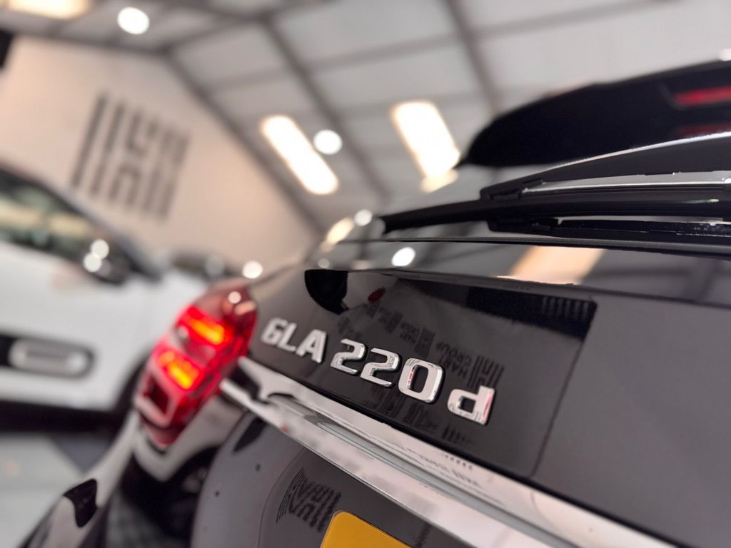 Used Mercedes-Benz GLA 2018 for sale - 77614144: Photo 11