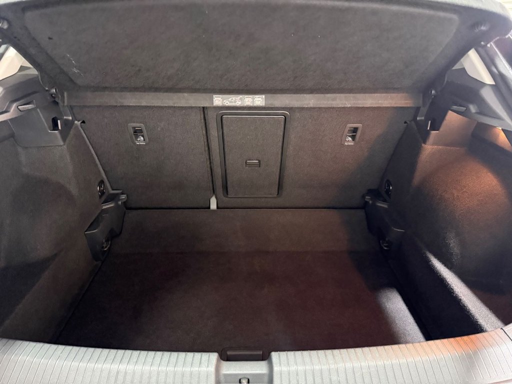 Used Volkswagen T-Roc 2021 for sale - 77821406: Photo 17