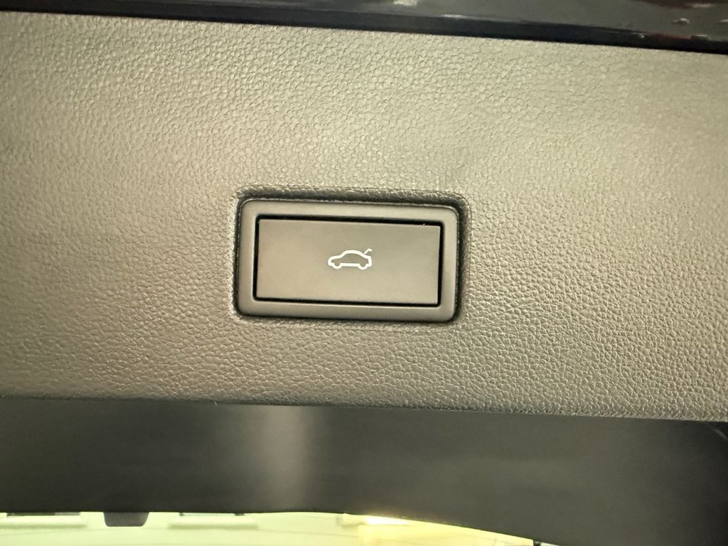 Used Volkswagen T-Roc 2021 for sale - 77821406: Photo 18