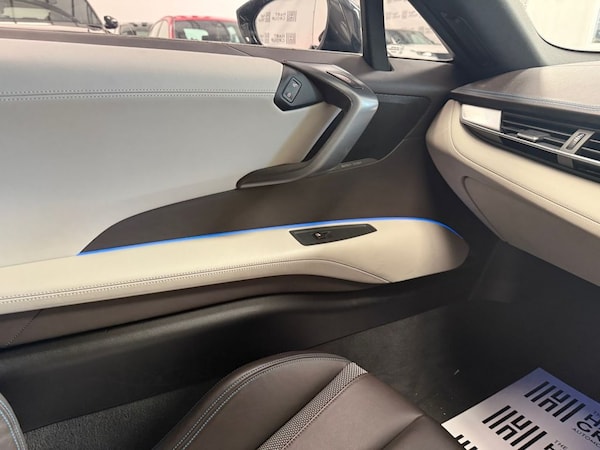 Used BMW i8 2018 for sale - 76266556: Photo 31