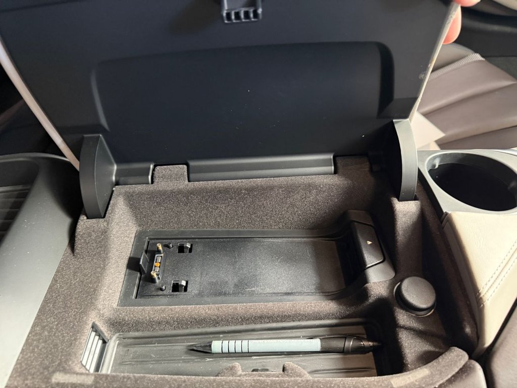 Used BMW i8 2018 for sale - 76266556: Photo 32