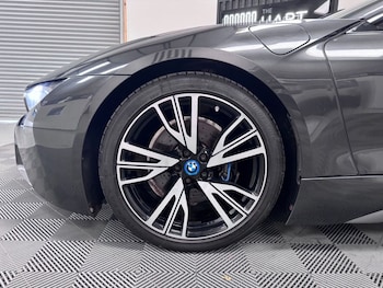 Used BMW i8 2018 for sale - 76266556: Photo 3