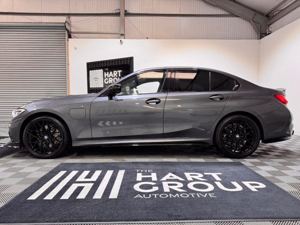 Used BMW 3 Series 2019 for sale - 77408420: Photo 4