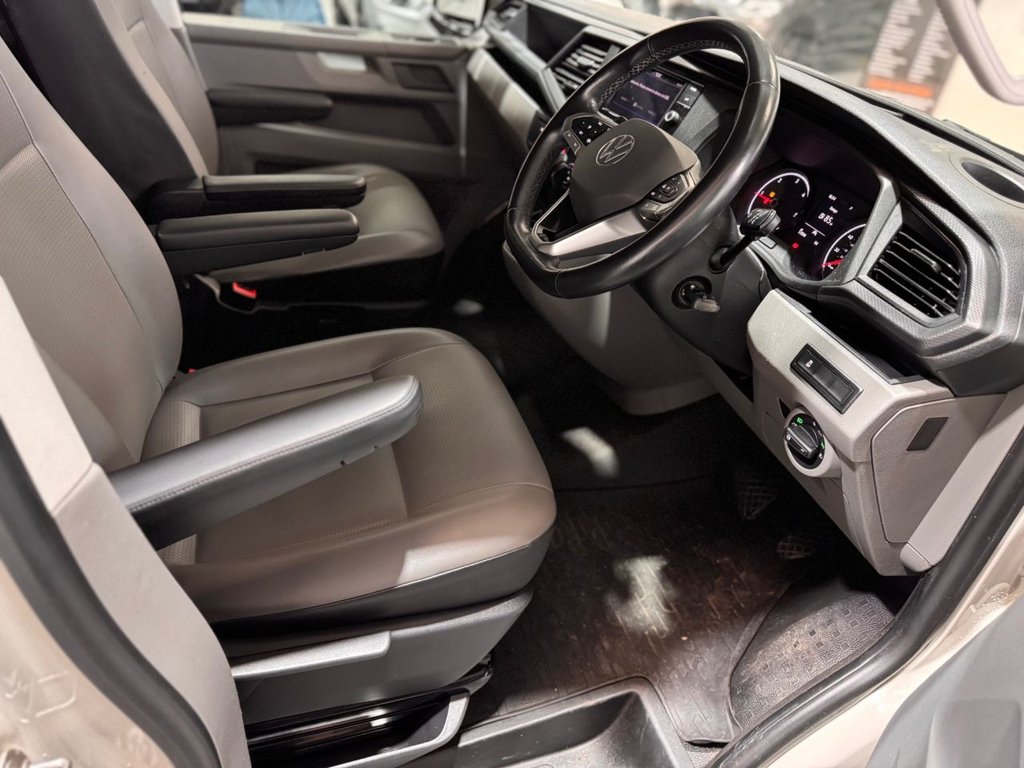 Used Volkswagen Transporter 2022 for sale - 77739555: Photo 30