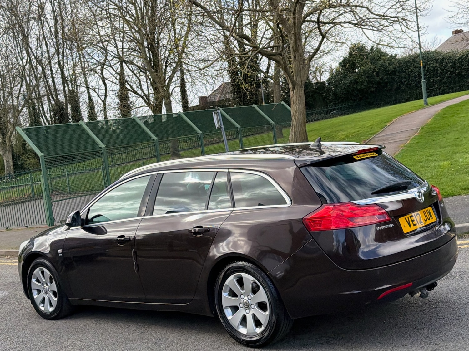 Used Vauxhall Insignia 2012 for sale - 78080535: Photo 2