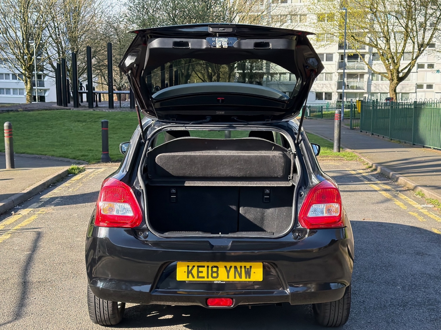 Used Suzuki Swift 2018 for sale - 78106002: Photo 12