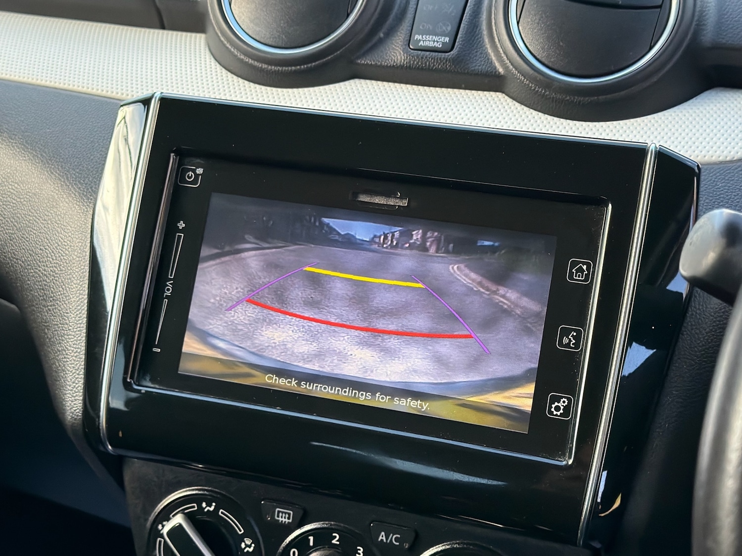 Used Suzuki Swift 2018 for sale - 78106002: Photo 5