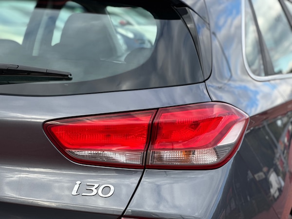Used Hyundai i30 2017 for sale - 76127118: Photo 21