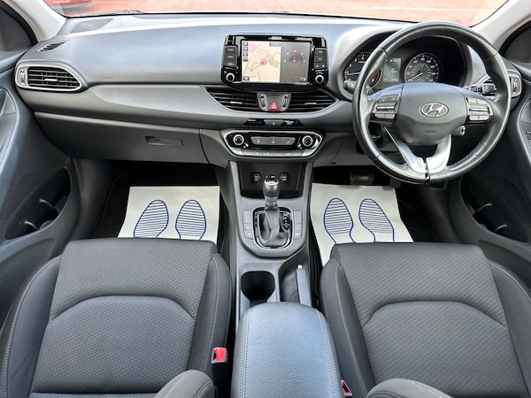 Used Hyundai i30 2017 for sale - 76127118: Photo 4