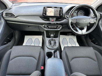 Used Hyundai i30 2017 for sale - 76127118: Photo 4