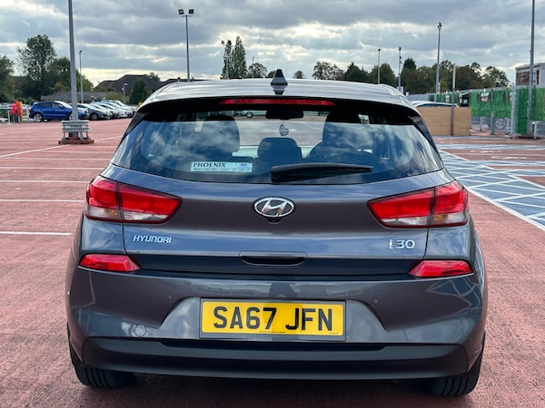 Used Hyundai i30 2017 for sale - 76127118: Photo 7