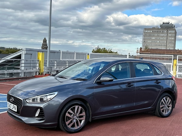 Used Hyundai i30 2017 for sale - 76127118: Photo 8