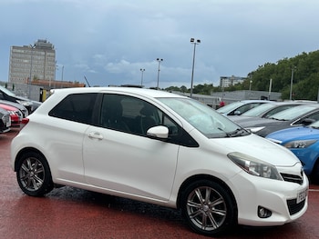 Toyota - Yaris