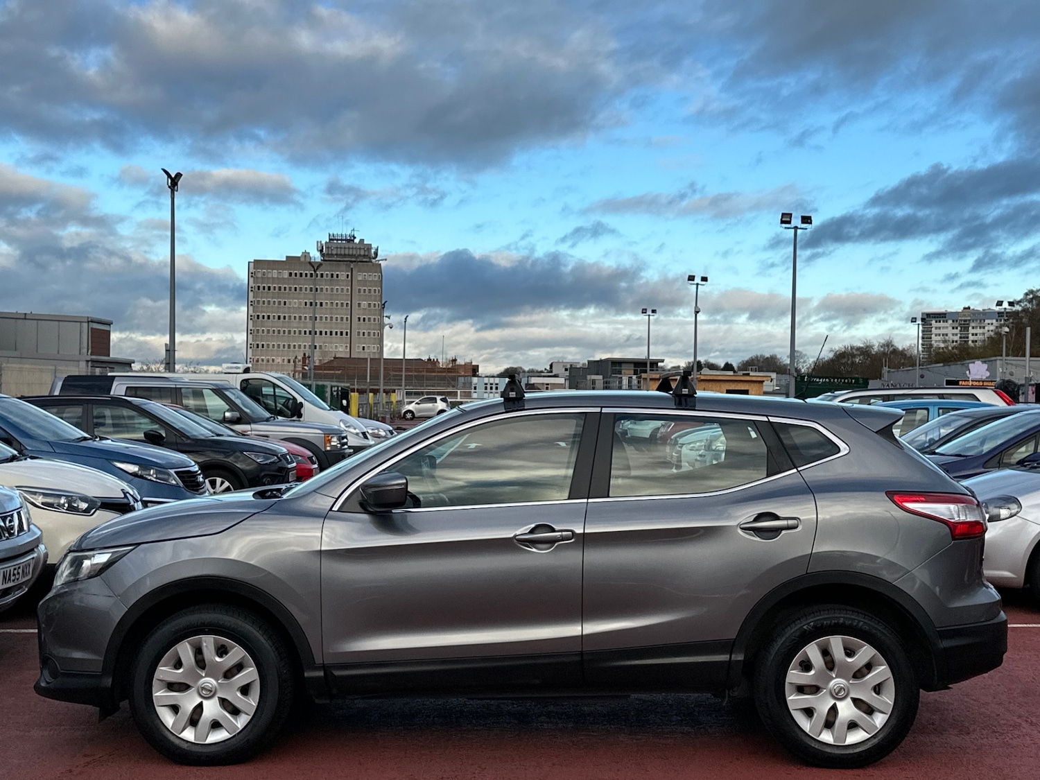 Used Nissan Qashqai 2014 for sale - 76651003: Photo 9