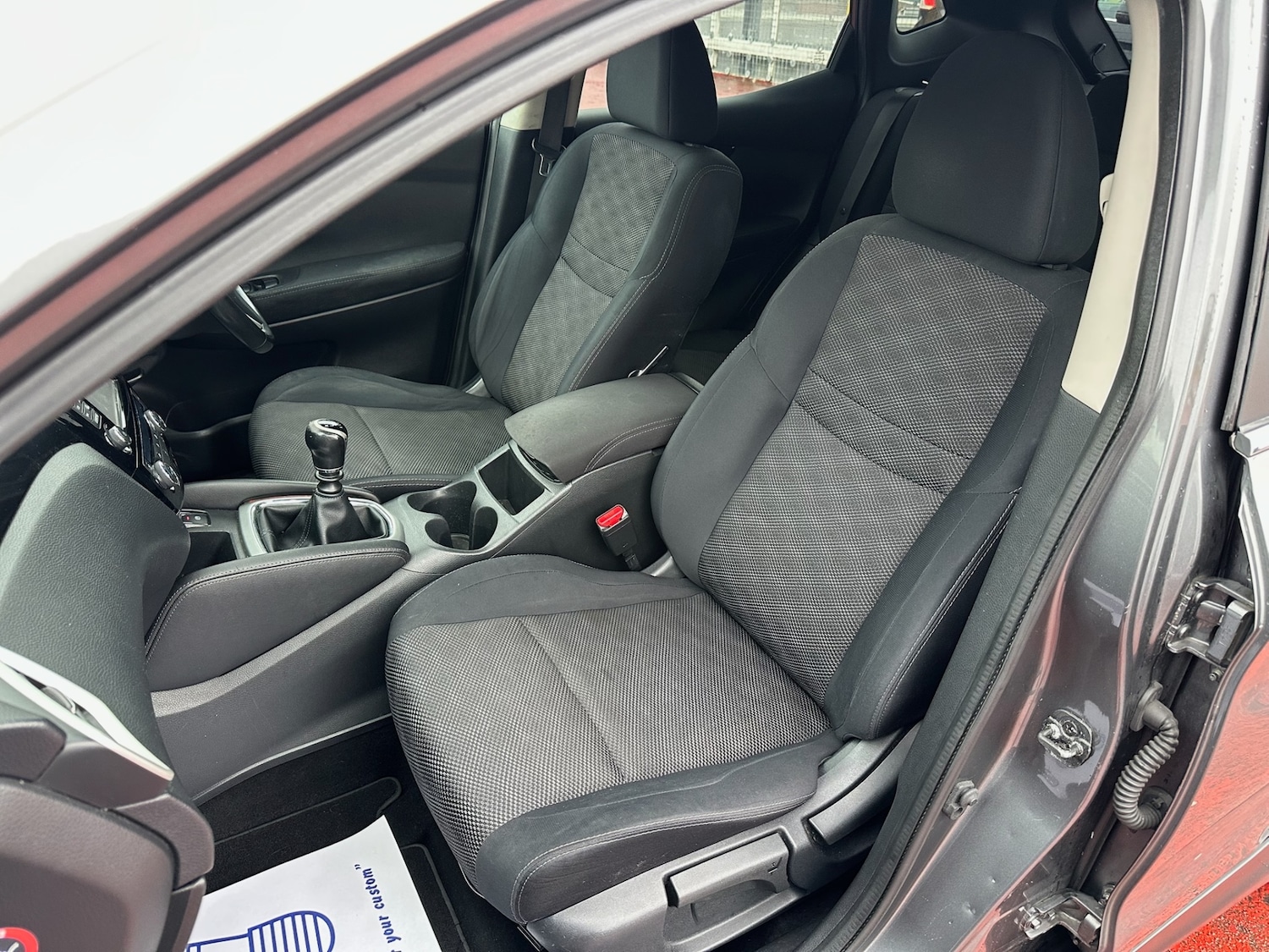 Used Nissan Qashqai 2015 for sale - 77687744: Photo 13