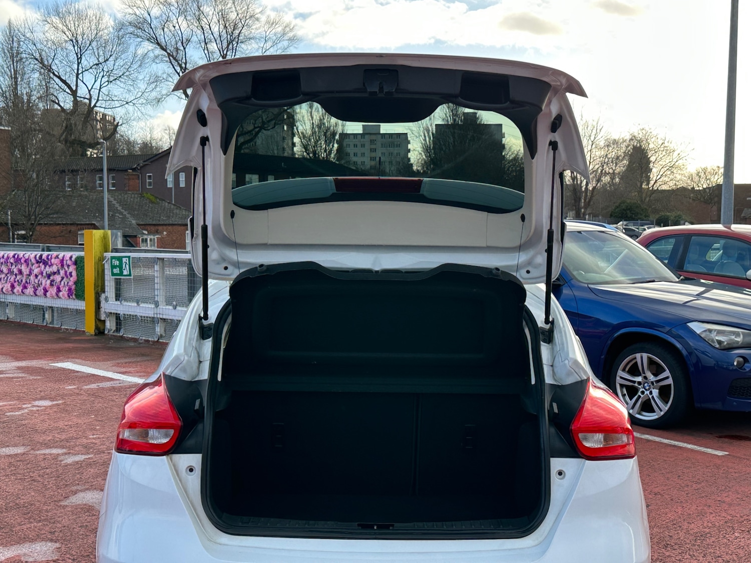 Used Ford Focus 2015 for sale - 76958707: Photo 12