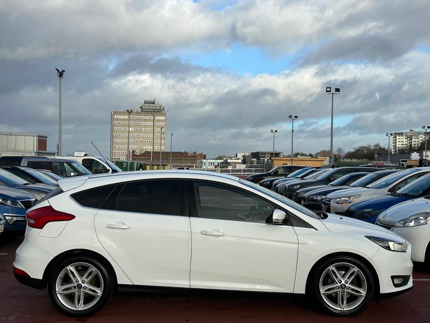 Used Ford Focus 2015 for sale - 76958707: Photo 8
